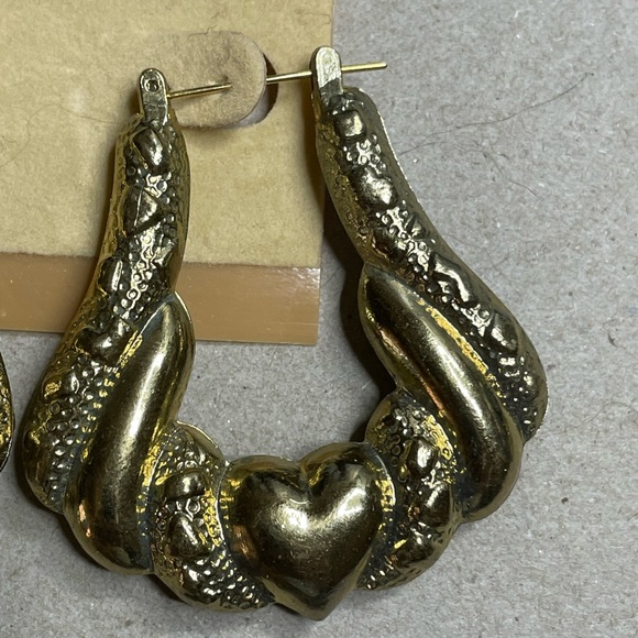 14k Gold Filled Pin Latch Large Hollow Heart Pierced Dangle Earrings Gold Tone. - Picture 3 of 6